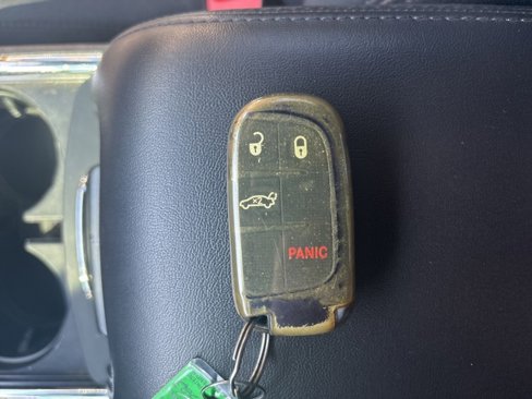 Used 2011 Dodge Charger SE image 31