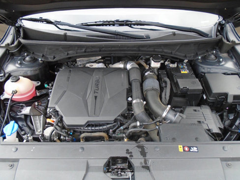 Used 2022 Hyundai Santa Cruz SEL Premium image 17