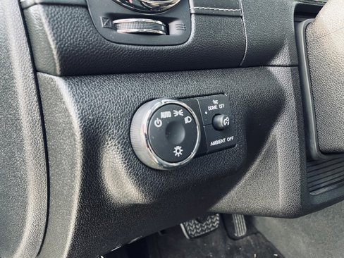 Used 2017 Buick Enclave Premium image 10