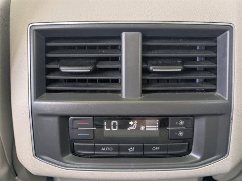 Used 2019 Volkswagen Atlas SEL R-Line image 16