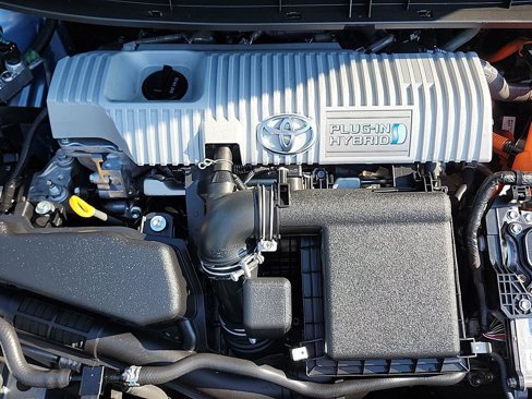 Used 2012 Toyota Prius Plug-In Hybrid image 21