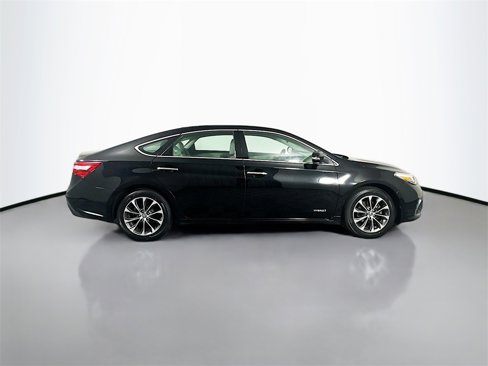Used 2016 Toyota Avalon Limited image 13