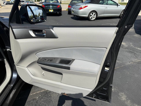 Used 2012 Subaru Forester 2.5X Premium image 83