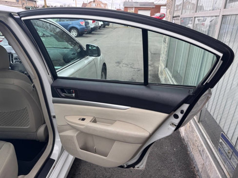 Used 2010 Subaru Legacy 2.5i Premium w/ Popular Equipment Group 2C image 17