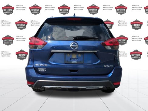 Used 2020 Nissan Rogue SV image 4