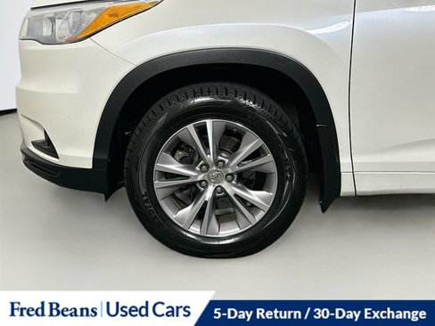 Used 2015 Toyota Highlander XLE image 33