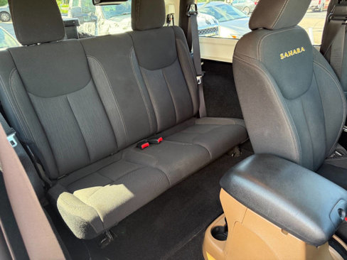 Used 2015 Jeep Wrangler Sahara w/ Connectivity Group image 12