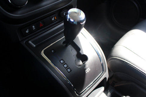Used 2015 Jeep Patriot High Altitude image 26