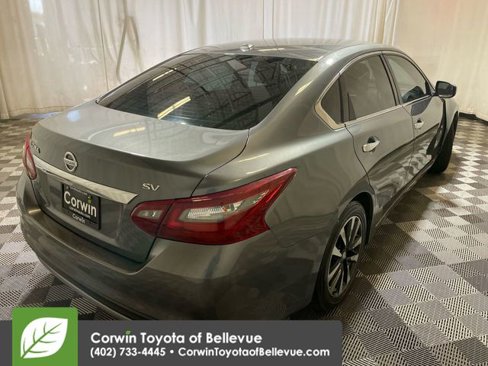 Used 2018 Nissan Altima 2.5 SV w/ 2.5 SV Technology Package image 8