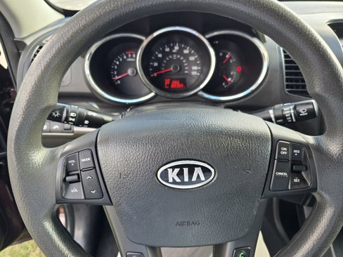 Used 2013 Kia Sorento LX w/ Convenience Pkg image 13