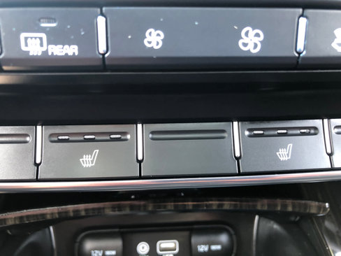 Used 2019 Kia Sorento EX image 19