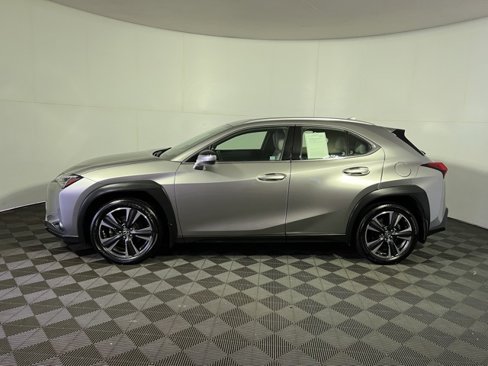 Used 2021 Lexus UX 200 image 5