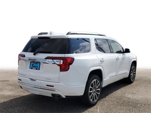 Used 2022 GMC Acadia Denali image 4