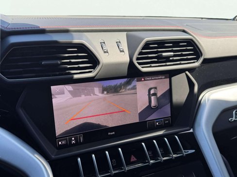 Used 2019 Lamborghini Urus image 17