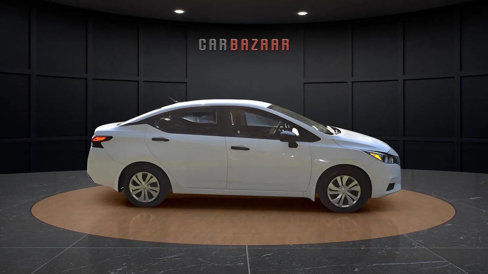 Used 2020 Nissan Versa S image 4