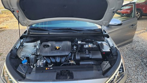 Used 2020 Hyundai Elantra Limited w/ Ultimate Package 03 image 41