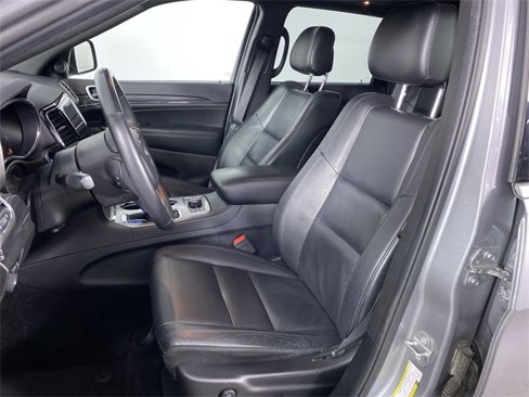 Used 2019 Jeep Grand Cherokee Limited image 18