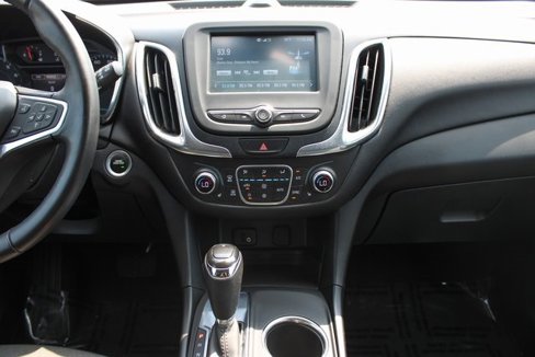 Used 2018 Chevrolet Equinox LT image 17