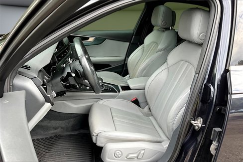 Used 2018 Audi A4 2.0T Premium Plus w/ Premium Plus Package image 19