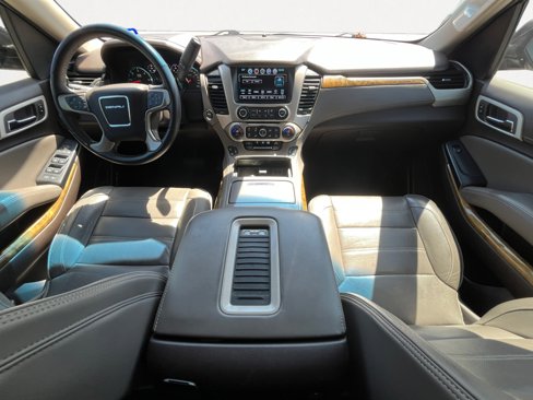 Used 2017 GMC Yukon Denali w/ Open Road Package image 3