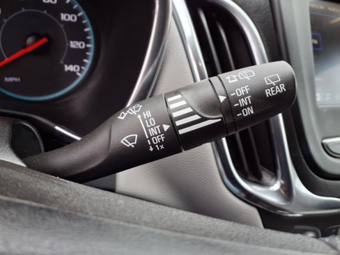 Certified 2021 Chevrolet Equinox LS w/ LPO, Blackout Package image 14
