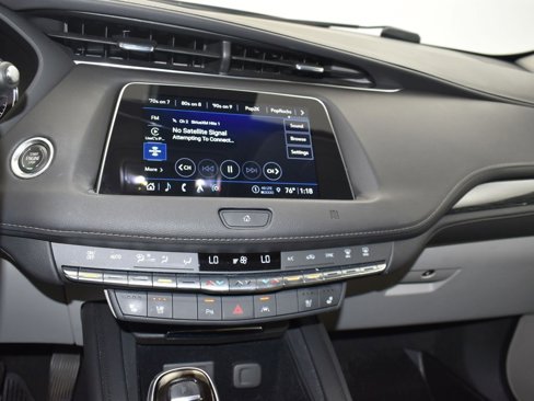 Used 2021 Cadillac XT4 Premium Luxury image 29