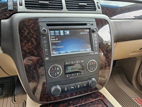 Used 2014 GMC Yukon XL Denali image 21