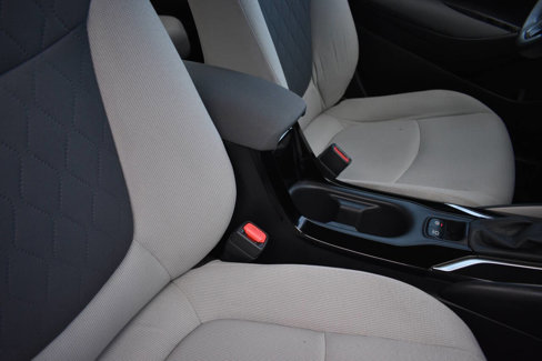 Used 2021 Toyota Corolla LE image 25