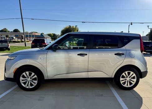 Used 2020 Kia Soul LX image 5