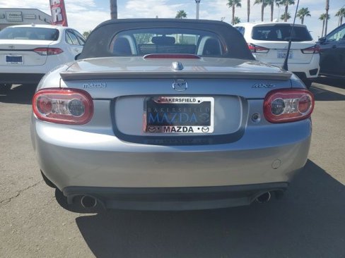Used 2009 MAZDA MX-5 Miata Grand Touring w/ Premium Pkg image 6
