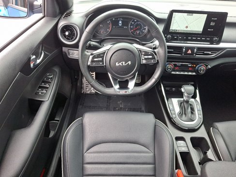 Used 2023 Kia Forte GT-Line w/ GT-Line Premium Package image 12