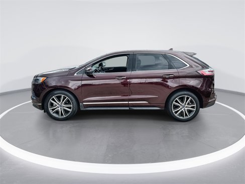Used 2019 Ford Edge Titanium w/ Equipment Group 301A image 5