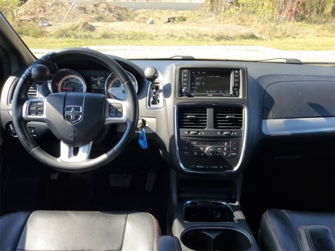Used 2013 Dodge Grand Caravan R/T w/ Driver Convenience Group image 13
