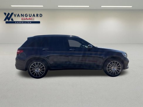 Used 2018 Mercedes-Benz GLC 300 4MATIC w/ Multimedia Package image 8