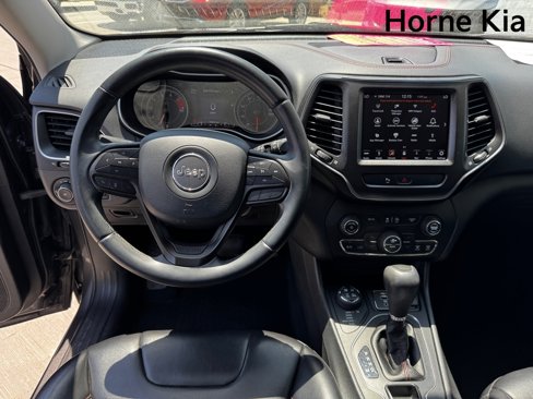 Used 2019 Jeep Cherokee Trailhawk w/ Comfort/Convenience Group image 14