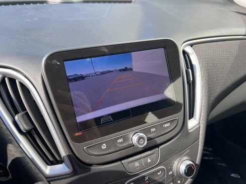 Used 2023 Chevrolet Malibu LT image 10