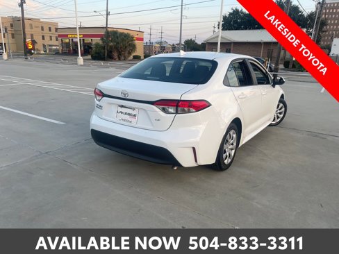 Used 2024 Toyota Corolla LE image 5