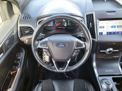 Used 2020 Ford Edge ST w/ Cold Weather Package image 14