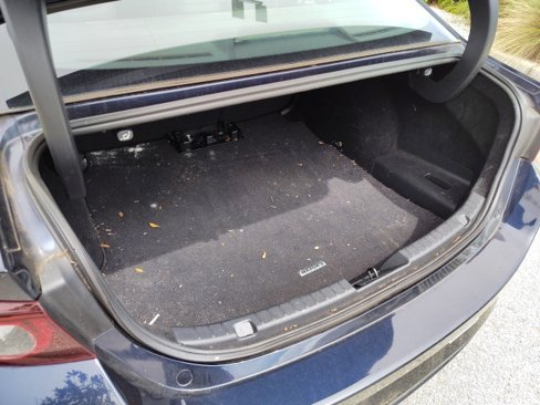 Used 2023 MAZDA MAZDA3 s image 6