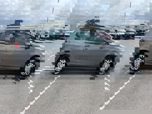 Used 2012 Volkswagen Golf w/ Convenience Package image 6