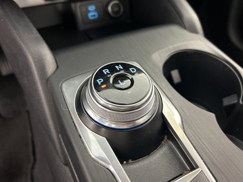 Used 2021 Ford Escape SE image 19