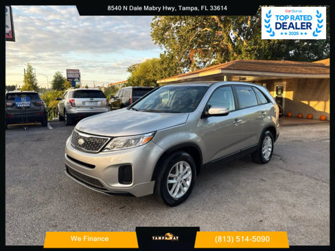 Used 2014 Kia Sorento LX image 1