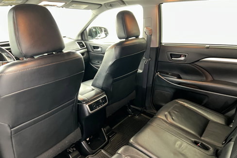 Used 2016 Toyota Highlander XLE image 20
