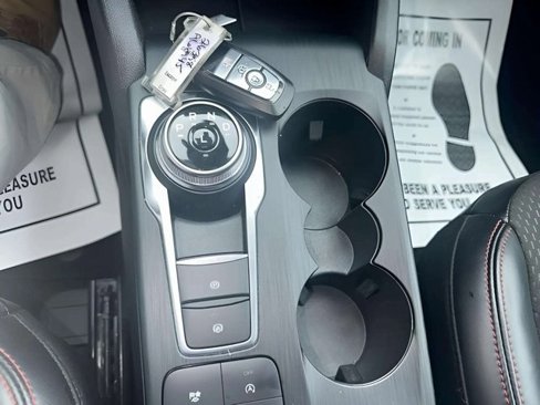 Used 2024 Ford Escape ST-Line image 16