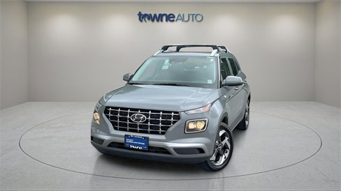 Used 2023 Hyundai Venue SEL image 9