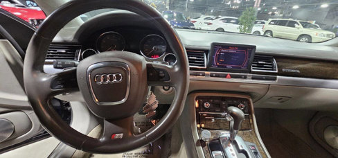 Used 2007 Audi S8 image 14