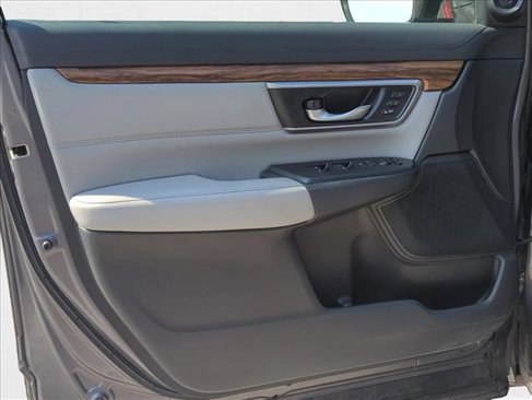 Used 2018 Honda CR-V Touring image 16
