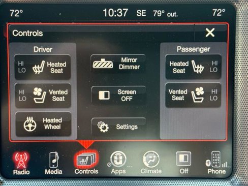Used 2015 Dodge Challenger SXT Plus image 42