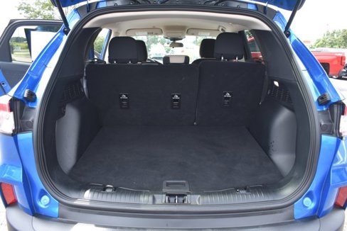 Used 2020 Ford Escape SE Sport image 18