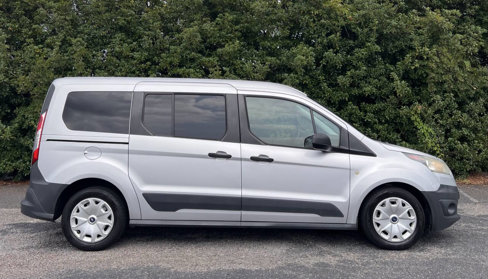 Used 2017 Ford Transit Connect XL image 9